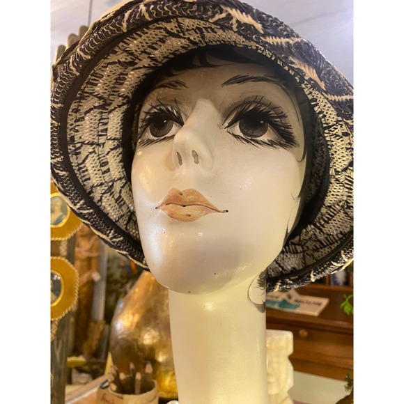 1960s hat, vintage cloche, lazarus paris, navy and white straw, 60s flapper, 22 - Picture 8 of 10